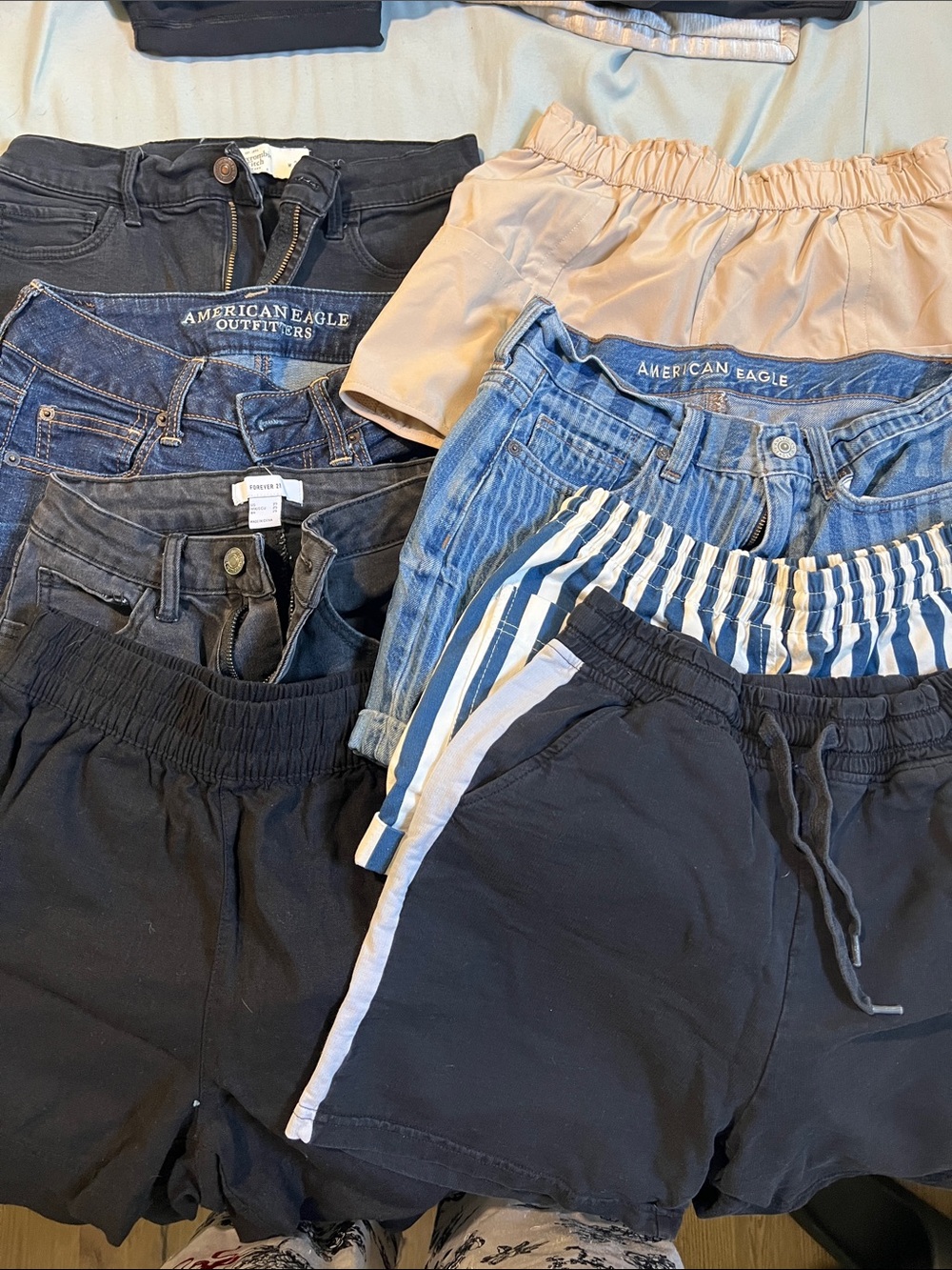 American Eagle Outfitters Kids Black Pull-On Shorts